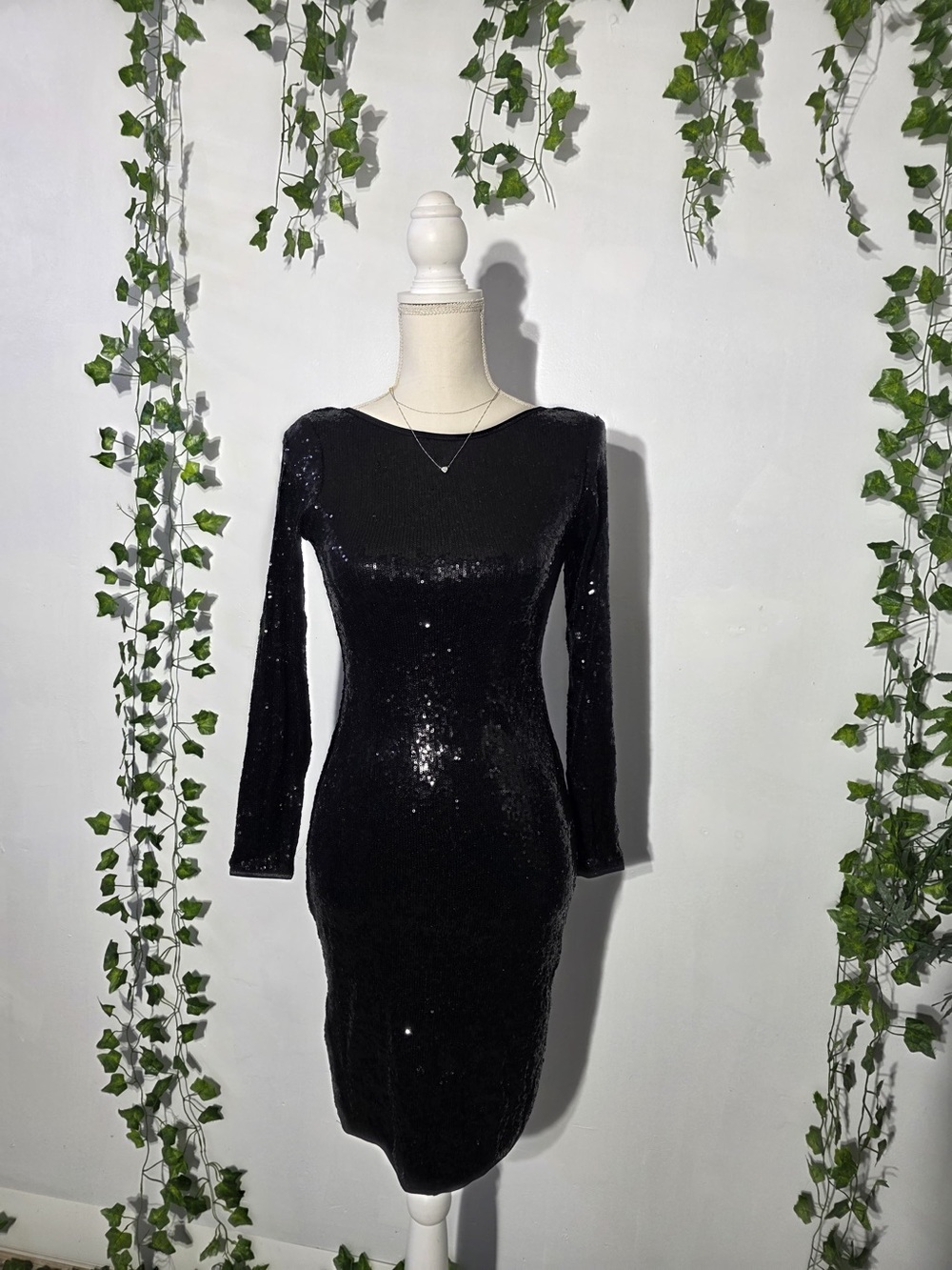Frank Lyman Design Black Sequin Long-Sleeve Bodycon Dress